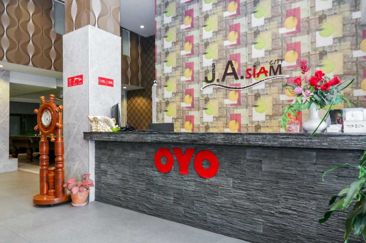 Oyo 120 Ja Siam City Near Bangkok Hospital Pattaya Exterior foto